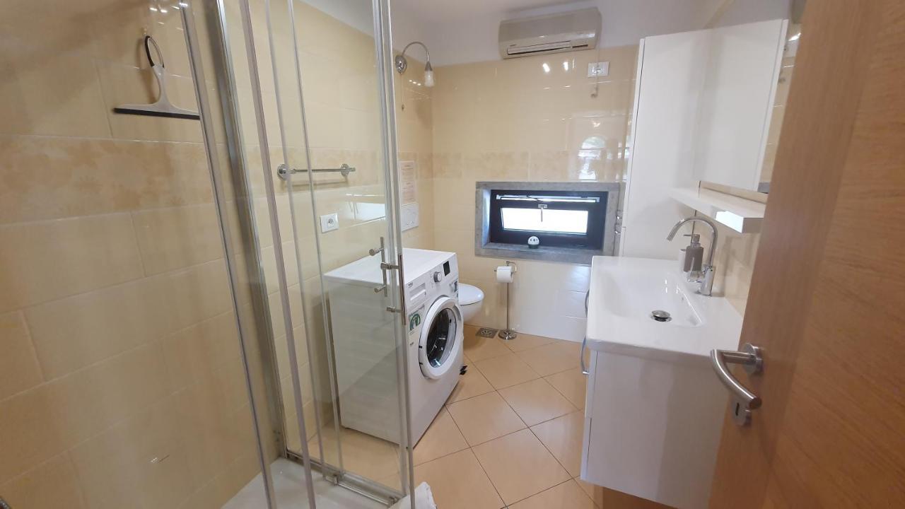 Apartment Laurus Portorož Buitenkant foto